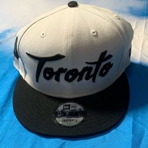Toronto SnapBack hat originally 43$ with tags on